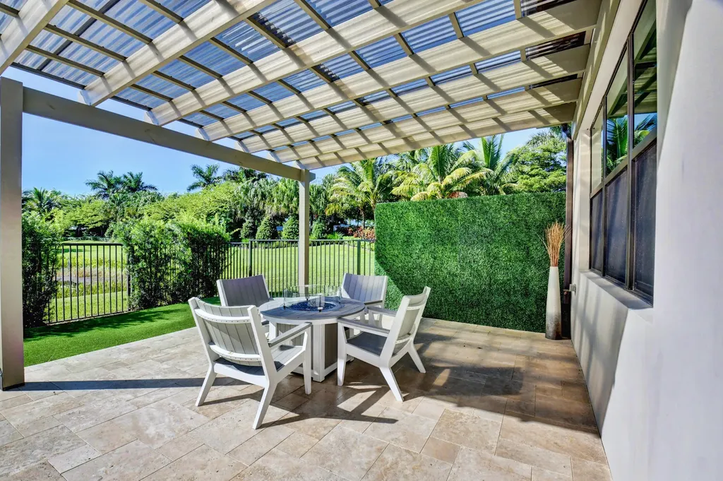 8870 Skyward Street Boca Raton FL 33496