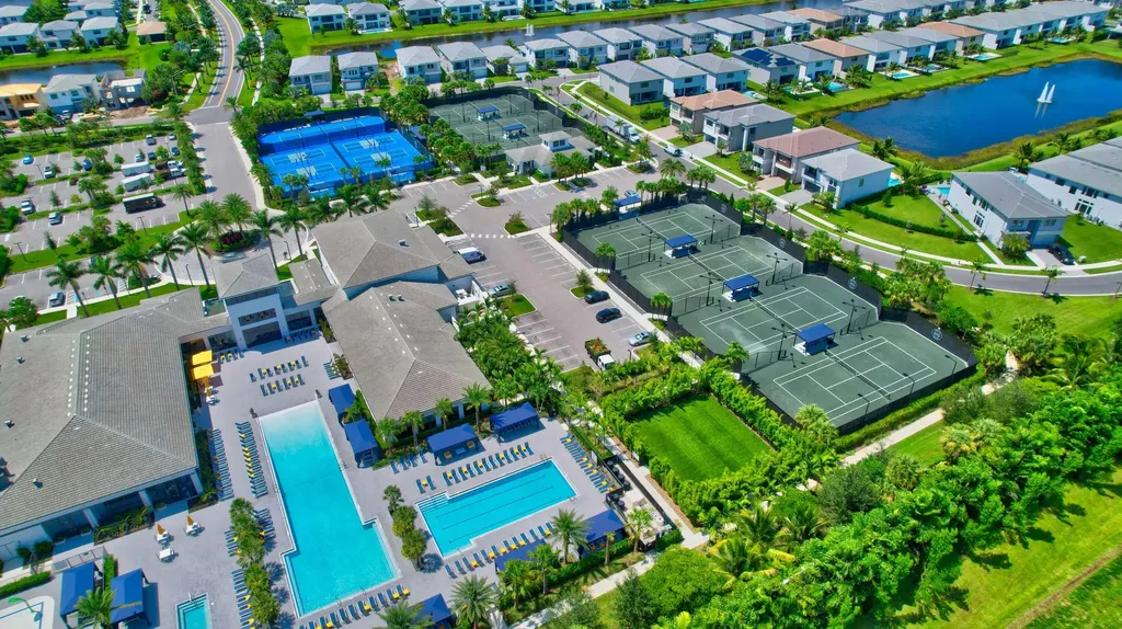8870 Skyward Street Boca Raton FL 33496