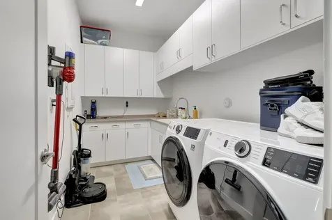 8870 Skyward Street Boca Raton FL 33496