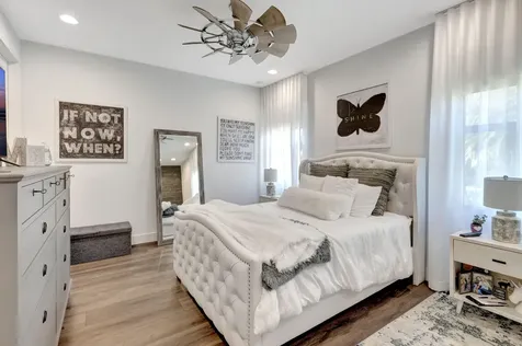 8870 Skyward Street Boca Raton FL 33496