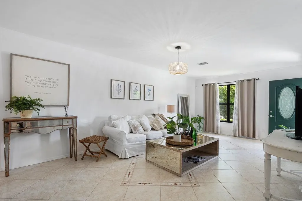 1369 Riverside Circle Wellington FL 33414
