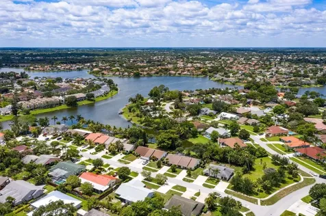 1369 Riverside Circle Wellington FL 33414