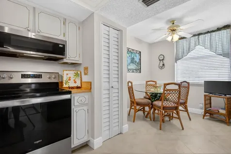 9 Willowbrook Lane Delray Beach FL 33446