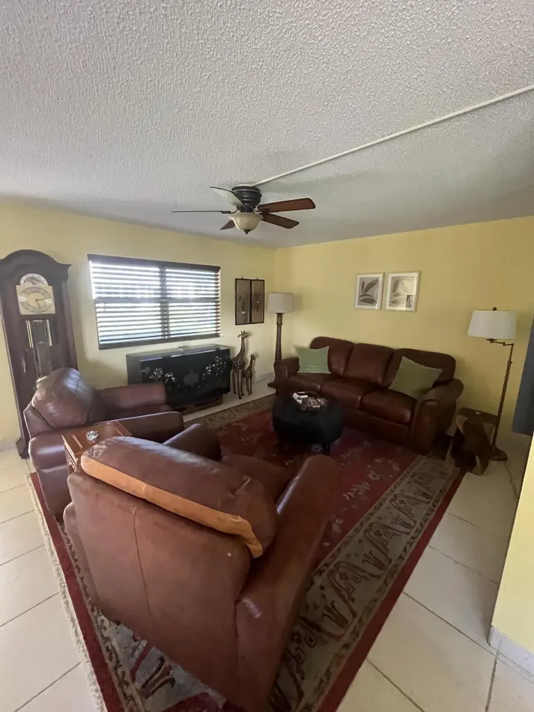542 Monaco L Way Delray Beach FL 33446