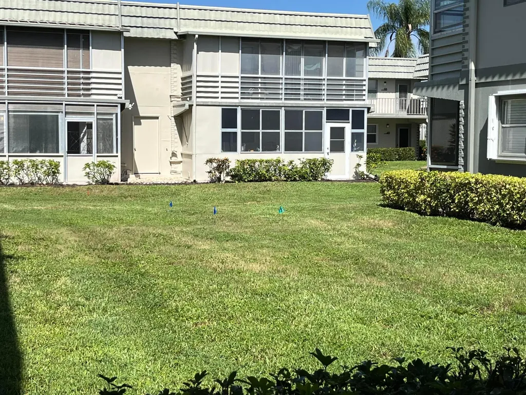 542 Monaco L Way Delray Beach FL 33446