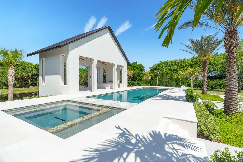 10468 El Caballo Court Delray Beach FL 33446
