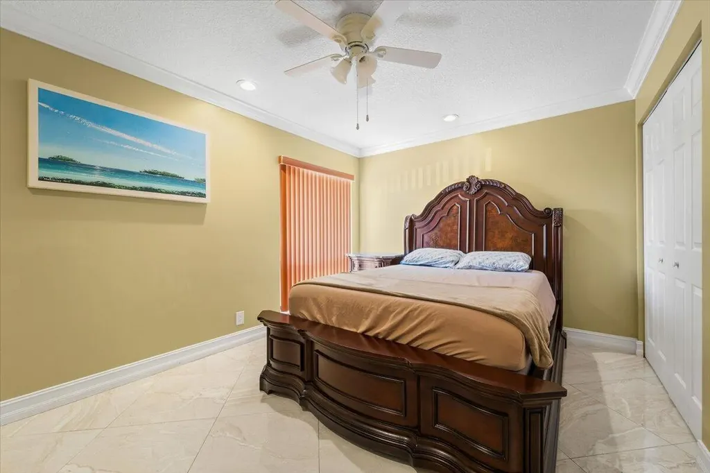 630 Sea Pine Way I Greenacres FL 33415