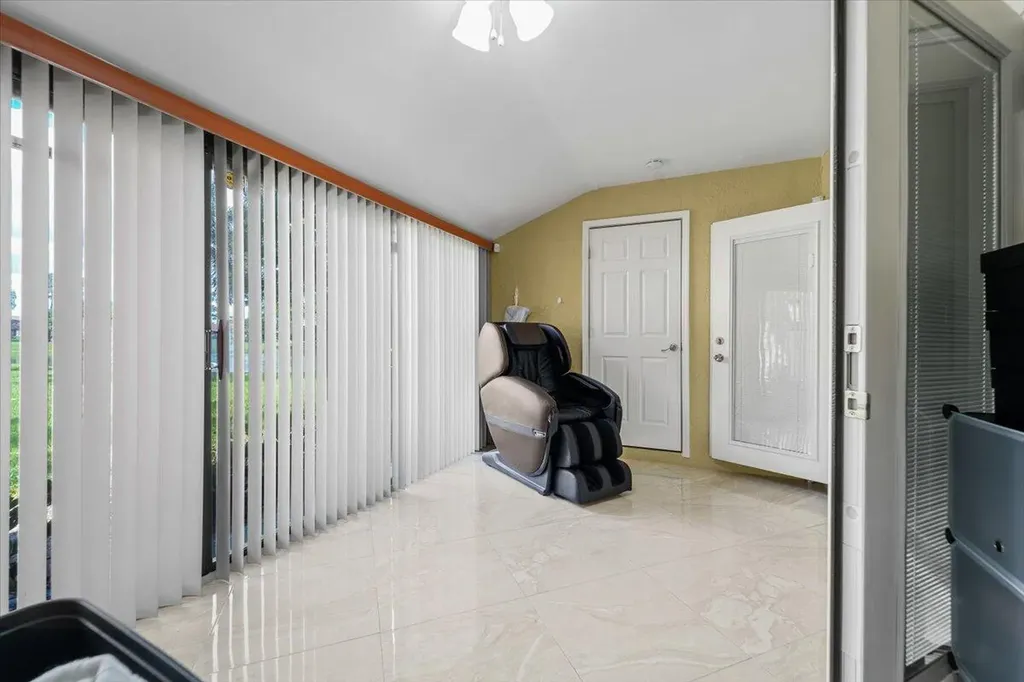 630 Sea Pine Way I Greenacres FL 33415