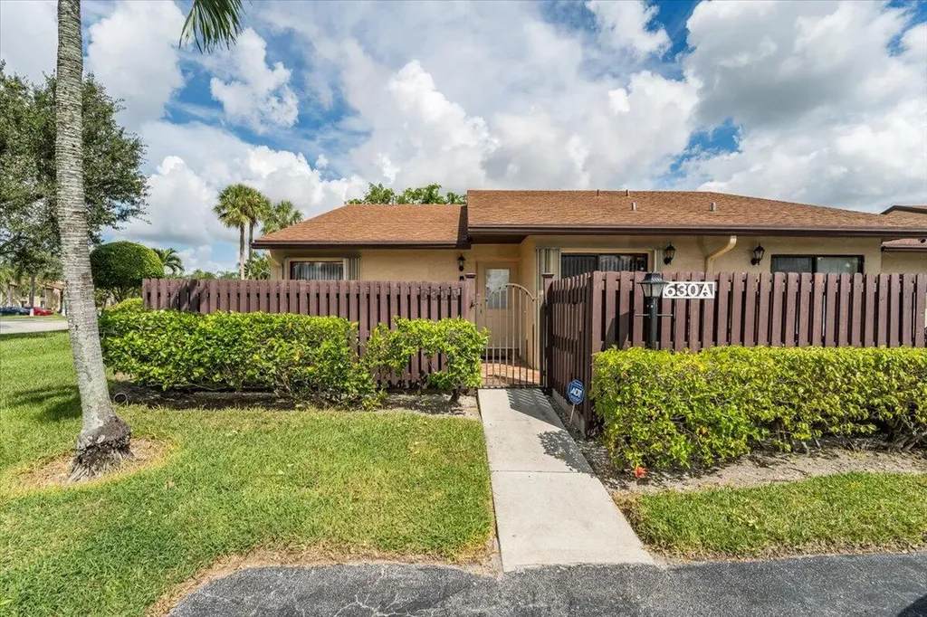 630 Sea Pine Way I Greenacres FL 33415
