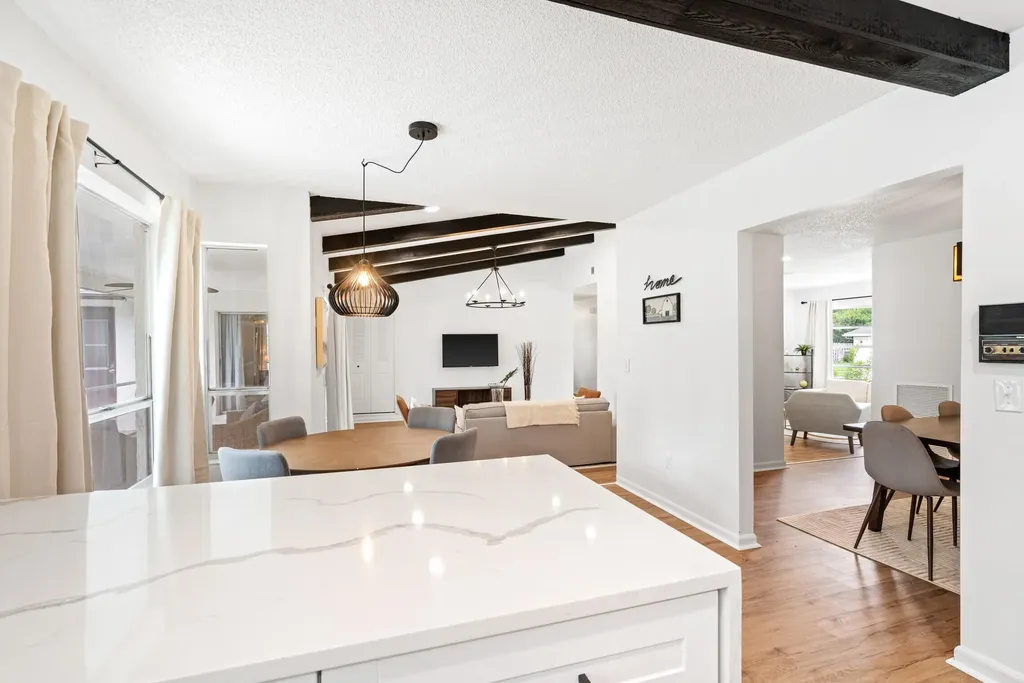 1019 Larch Way Wellington FL 33414