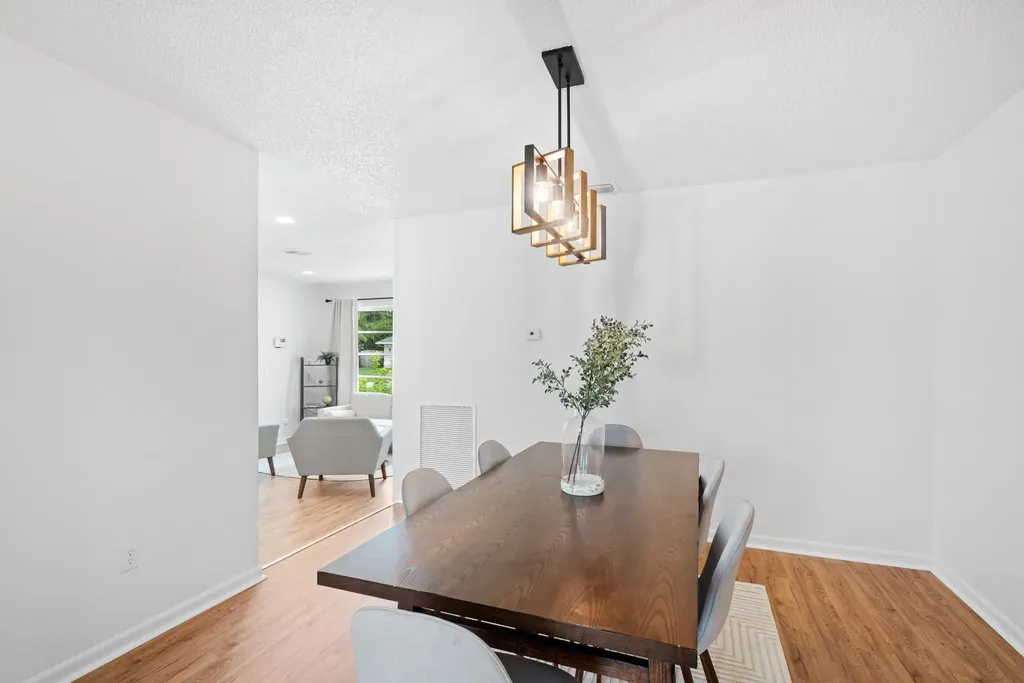 1019 Larch Way Wellington FL 33414