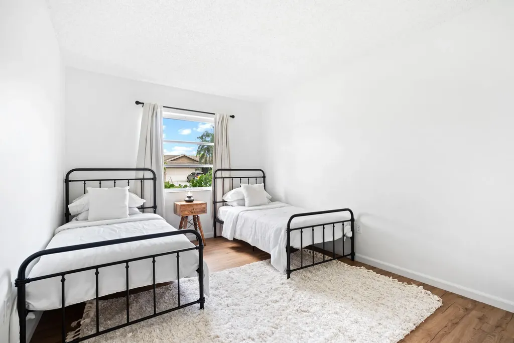 1019 Larch Way Wellington FL 33414