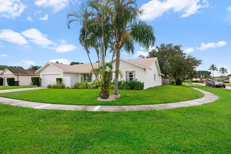1019 Larch Way Wellington FL 33414