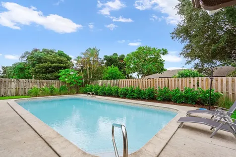 1019 Larch Way Wellington FL 33414