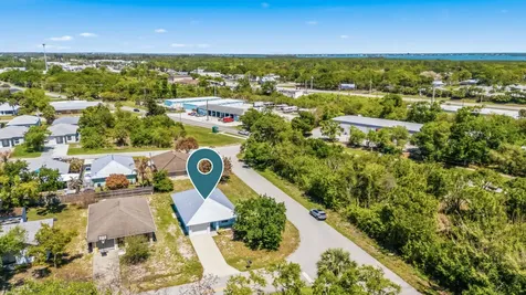 204 SW 14th Street Street SW Vero Beach FL 32962