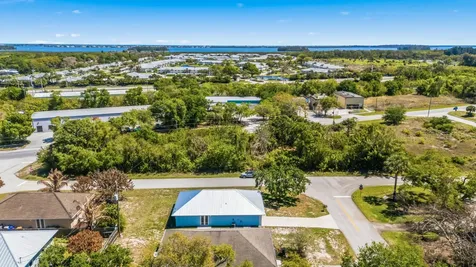 204 SW 14th Street Street SW Vero Beach FL 32962