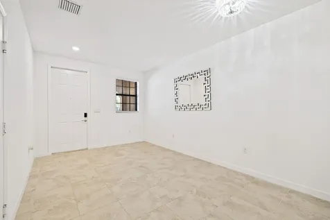 5504 NW 27th Street Margate FL 33063