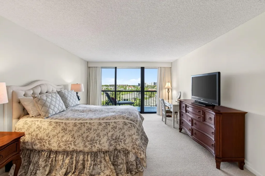 4740 S Ocean Boulevard Highland Beach FL 33487