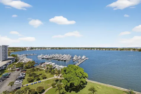 134 Lakeshore Drive North Palm Beach FL 33408