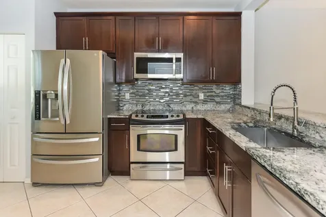 6437 Park Lake Circle Boynton Beach FL 33437