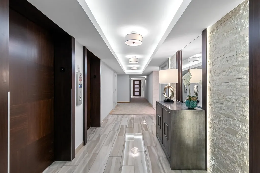 777 NE Bayshore Drive Fort Lauderdale FL 33304