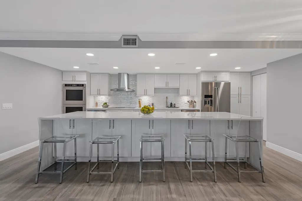 777 NE Bayshore Drive Fort Lauderdale FL 33304