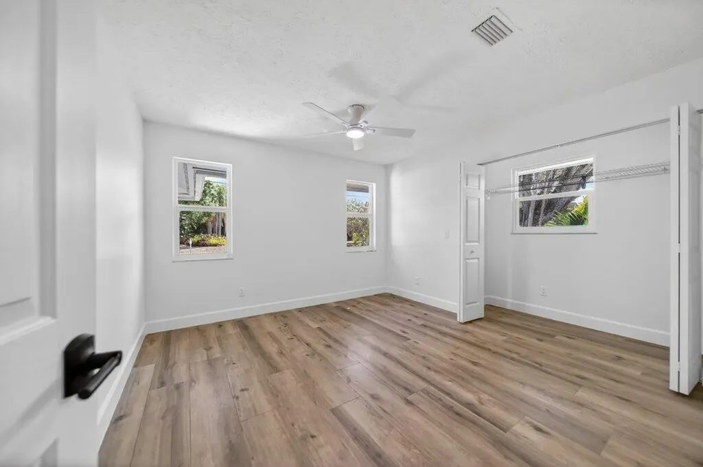 2366 SE Country Club Lane Stuart FL 34996