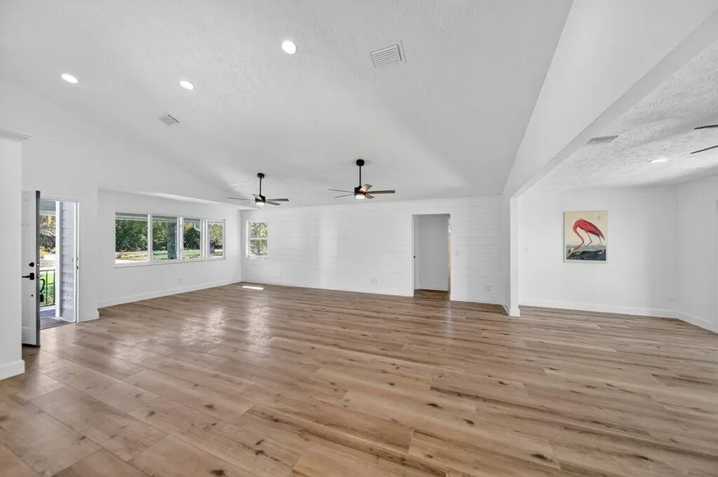 2366 SE Country Club Lane Stuart FL 34996