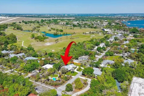 2366 SE Country Club Lane Stuart FL 34996