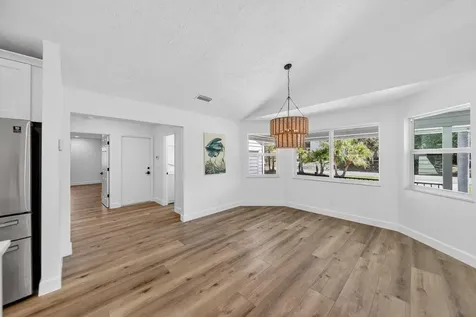 2366 SE Country Club Lane Stuart FL 34996