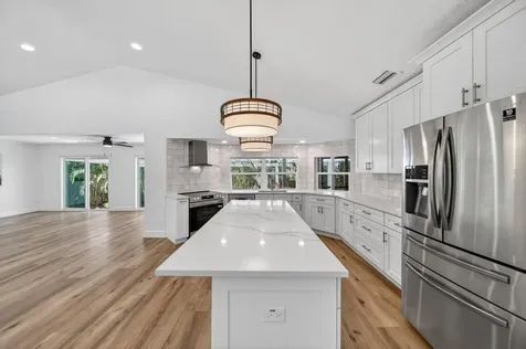 2366 SE Country Club Lane Stuart FL 34996