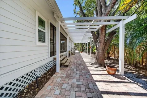 2366 SE Country Club Lane Stuart FL 34996