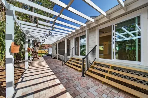 2366 SE Country Club Lane Stuart FL 34996