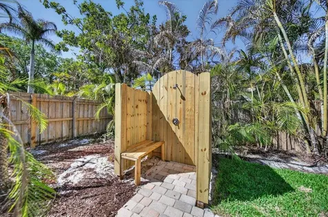 2366 SE Country Club Lane Stuart FL 34996