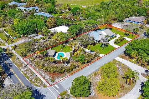 2366 SE Country Club Lane Stuart FL 34996