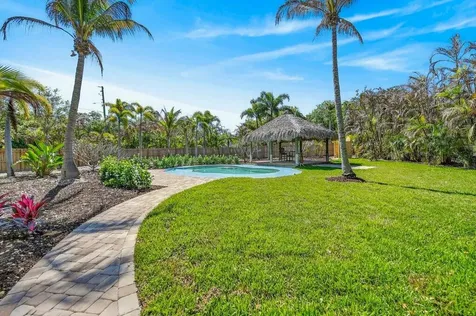 2366 SE Country Club Lane Stuart FL 34996