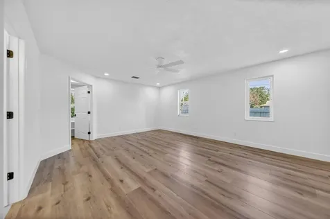 2366 SE Country Club Lane Stuart FL 34996
