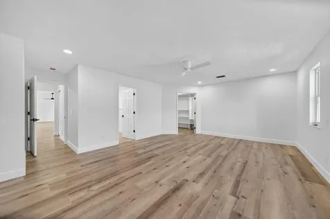 2366 SE Country Club Lane Stuart FL 34996