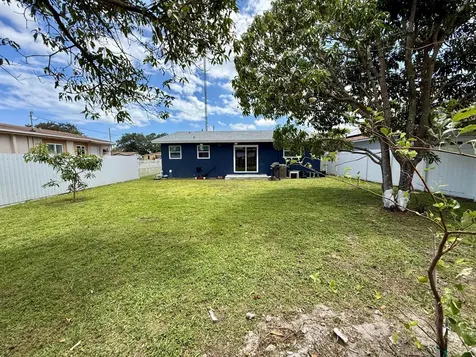 5101 SW 24th Street West Park FL 33023