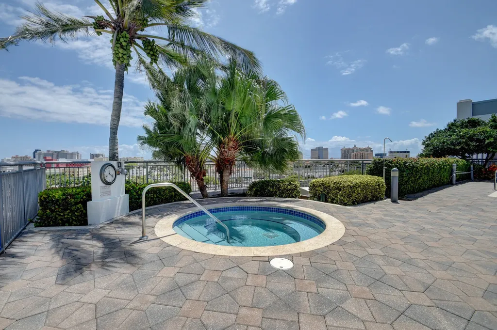 300 S Australian Avenue West Palm Beach FL 33401