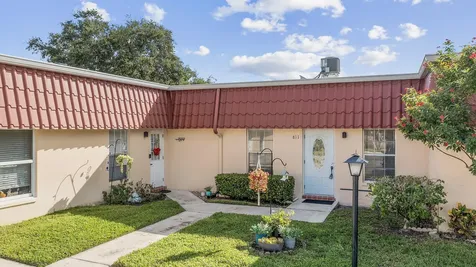 811 Salem Lane Greenacres FL 33467