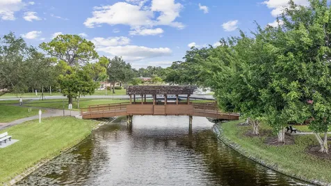 811 Salem Lane Greenacres FL 33467