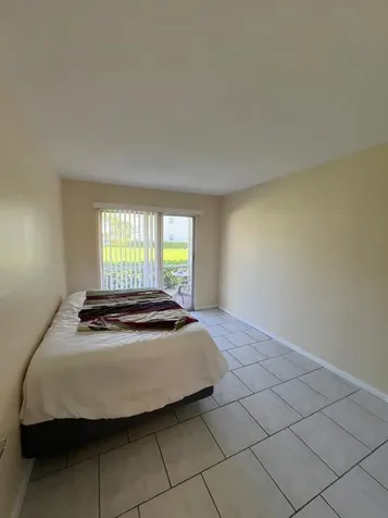 43 Fanshaw B Boca Raton FL 33434
