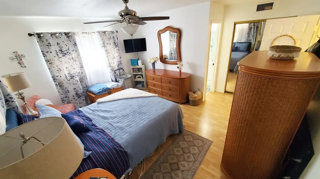 2515 NE 1st Court Boynton Beach FL 33435
