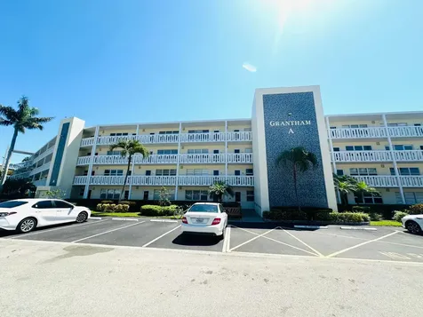 310 Grantham A Deerfield Beach FL 33442
