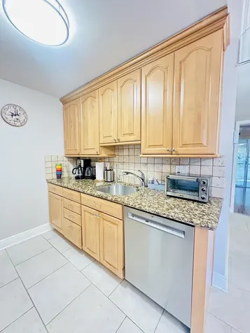 310 Grantham A Deerfield Beach FL 33442