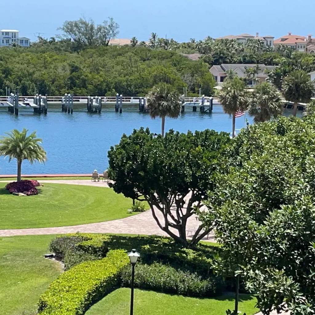 899 Jeffery Street Boca Raton FL 33487