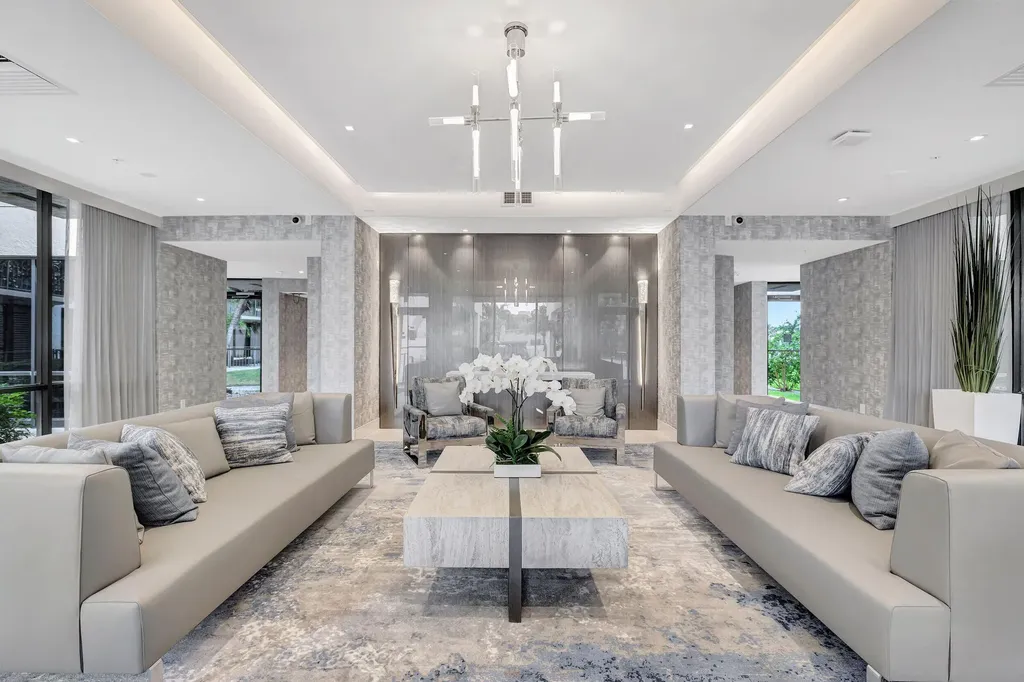 899 Jeffery Street Boca Raton FL 33487