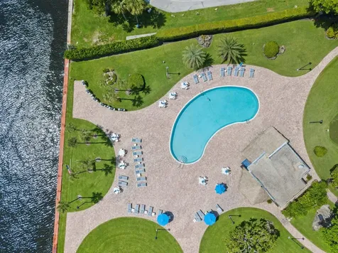 899 Jeffery Street Boca Raton FL 33487