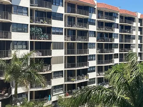 899 Jeffery Street Boca Raton FL 33487